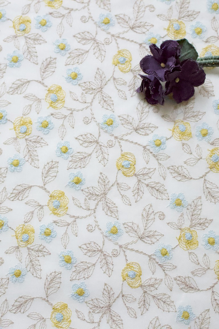 Jc綿ローン刺繍　美貌の花<br />　オフ- 水 黄